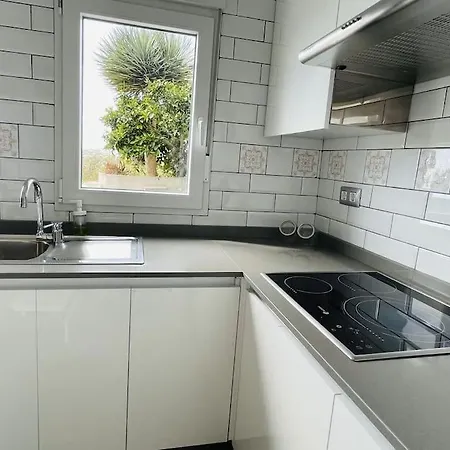 La Casita De La Pared 圣克鲁斯-德特内里费